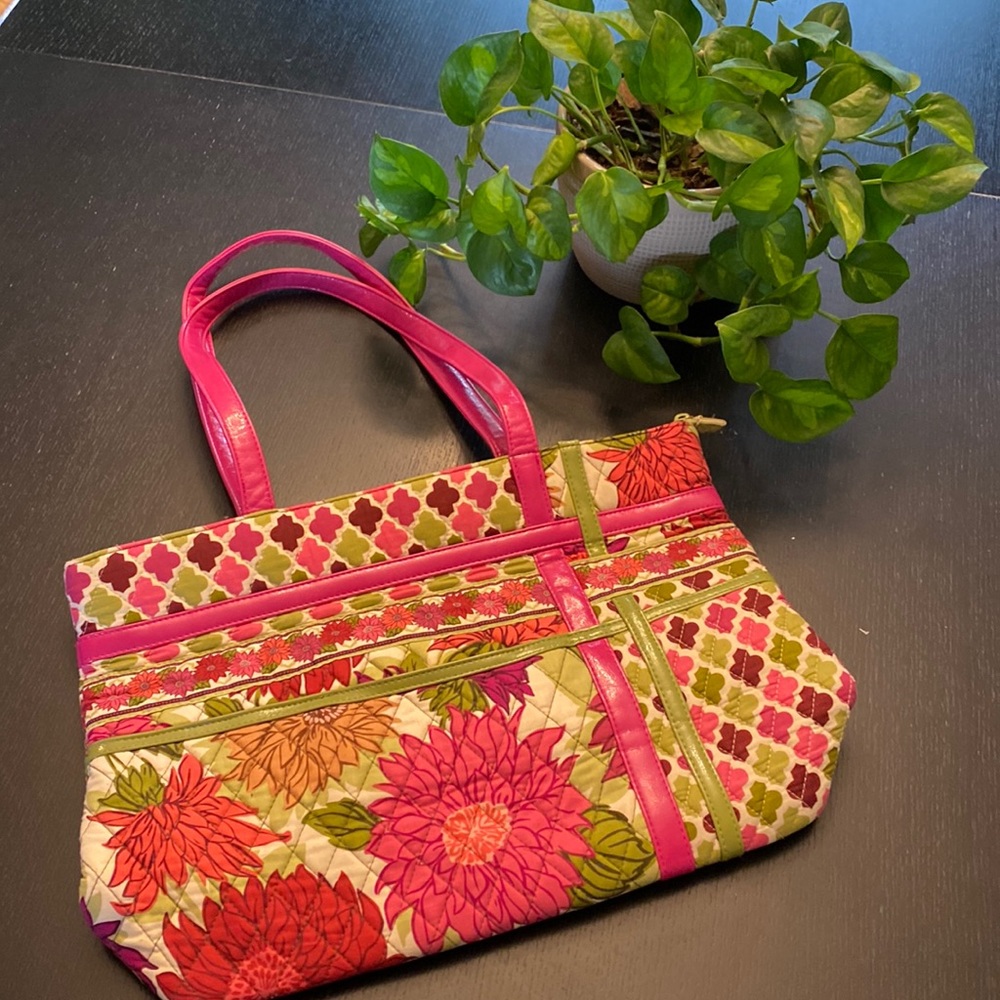 Vera Bradley Hello Dahlia! Tote